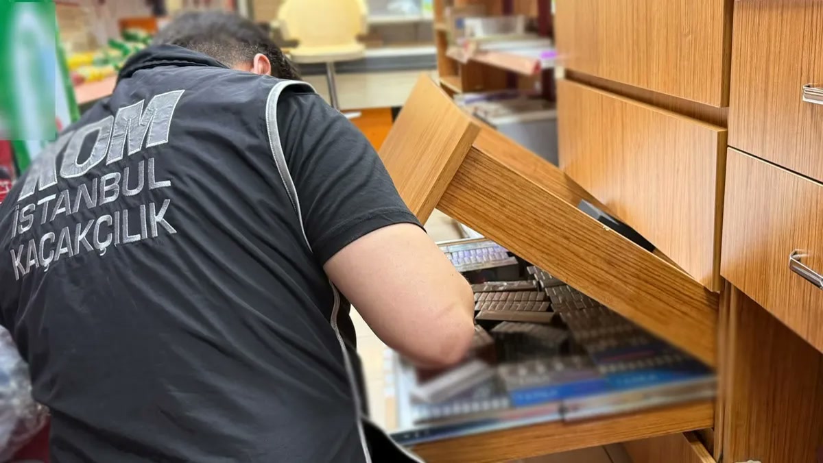 İstanbul Başakşehir, Pendik, Zeytinburnu ve Tuzla'da sahte alkol ve kaçak tütün operasyonu: 3 araç, 1 depo, 1