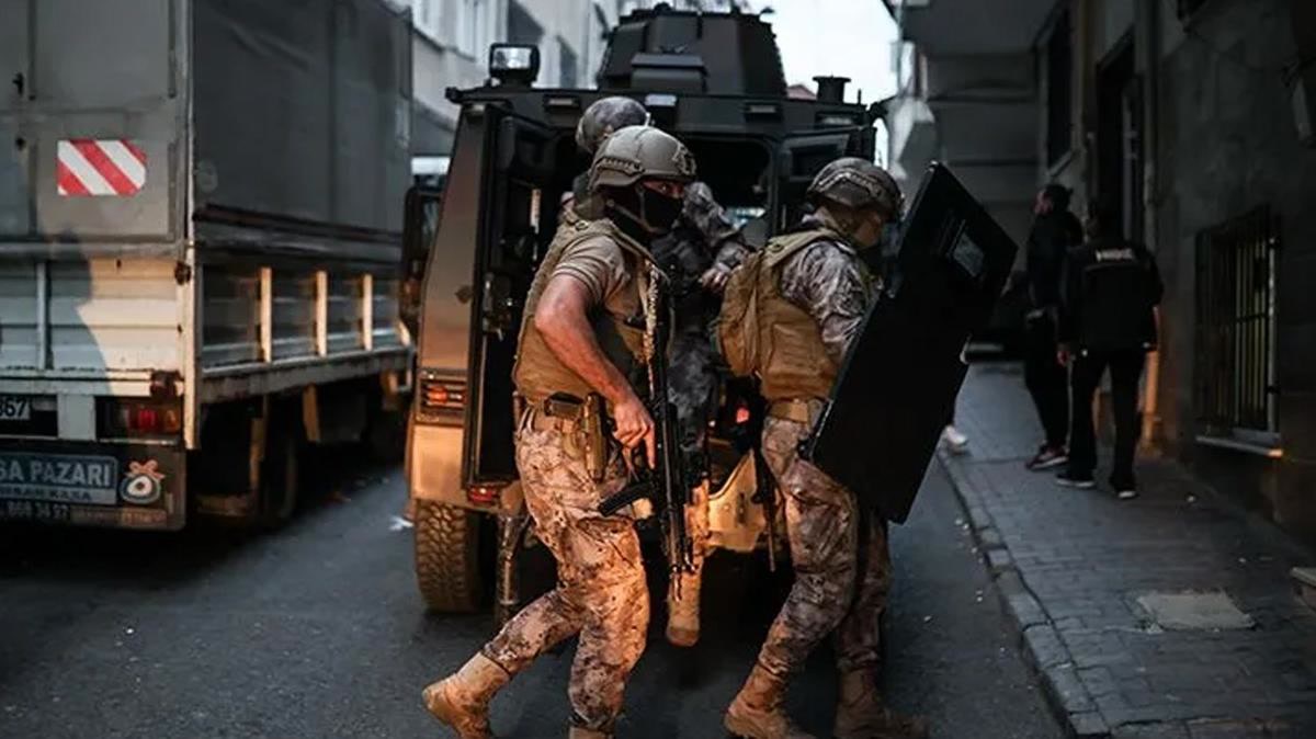 İstanbul'da Şişli narkotik operasyonu: 44 kilo maddenin 12 kilosu mermer tozuna emdirilmişti, 5 gözaltı