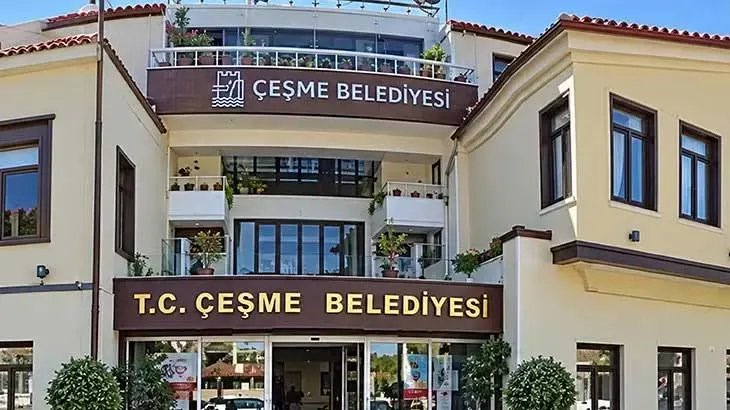 İzmir Çeşme Belediyesi'nde rüşvet operasyonu: 12 gözaltı kararı, pazarlık kameraya girdi, ihbar ise öyle bir y