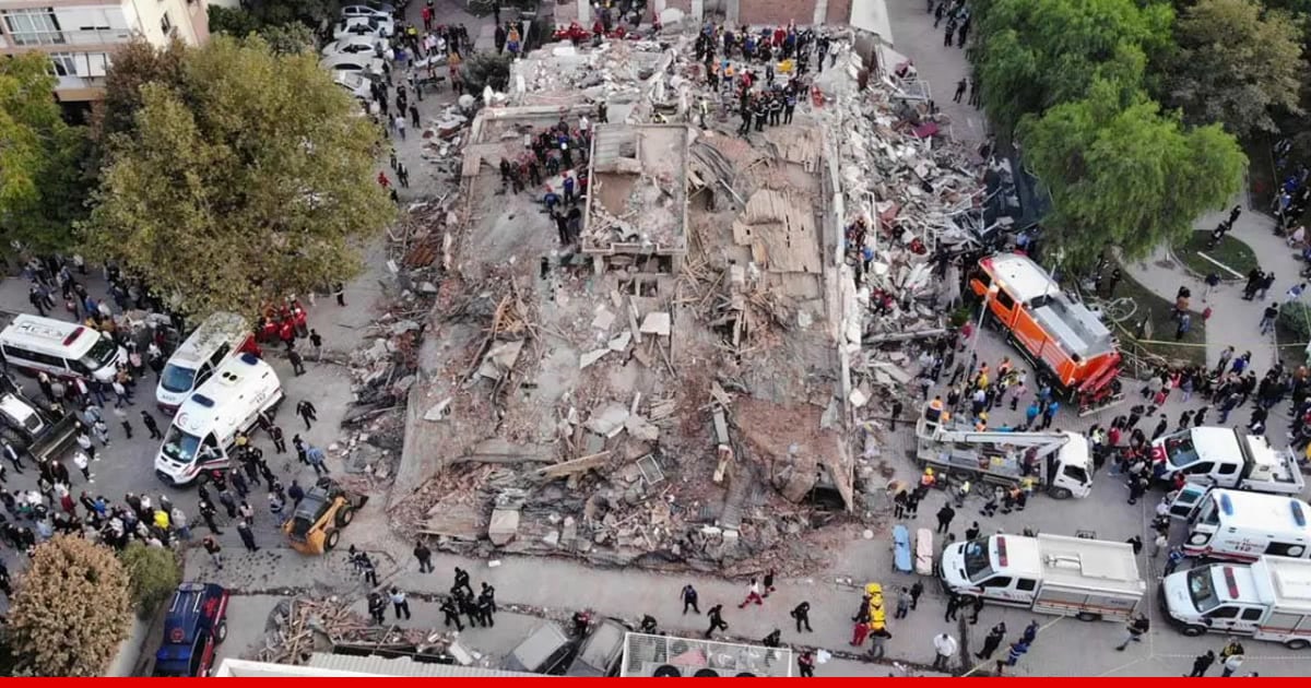 İzmir'de depremin 6. yılında Sözbilir 5 hattı sıraladı: İzmir fay hatları içinde adı geçenler hangileri?