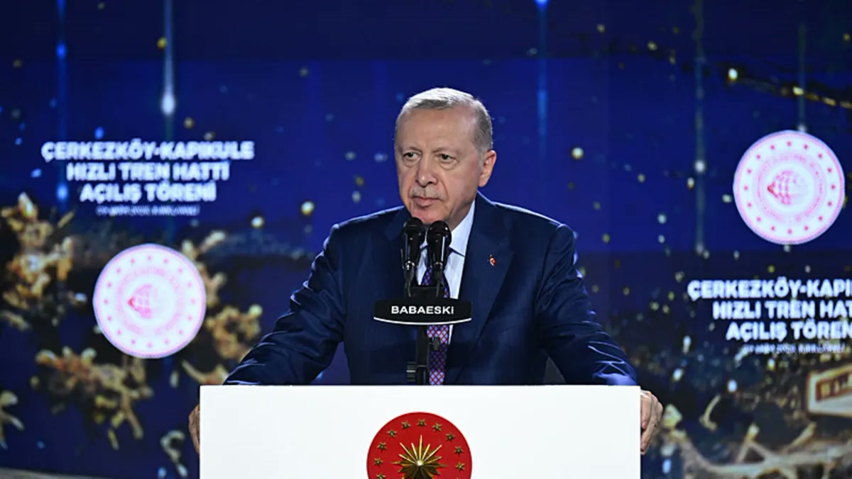 Kırklareli'nde hızlı tren açılışında Recep Tayyip Erdoğan muhalefete “önce para kulelerinin hesabını verin” de