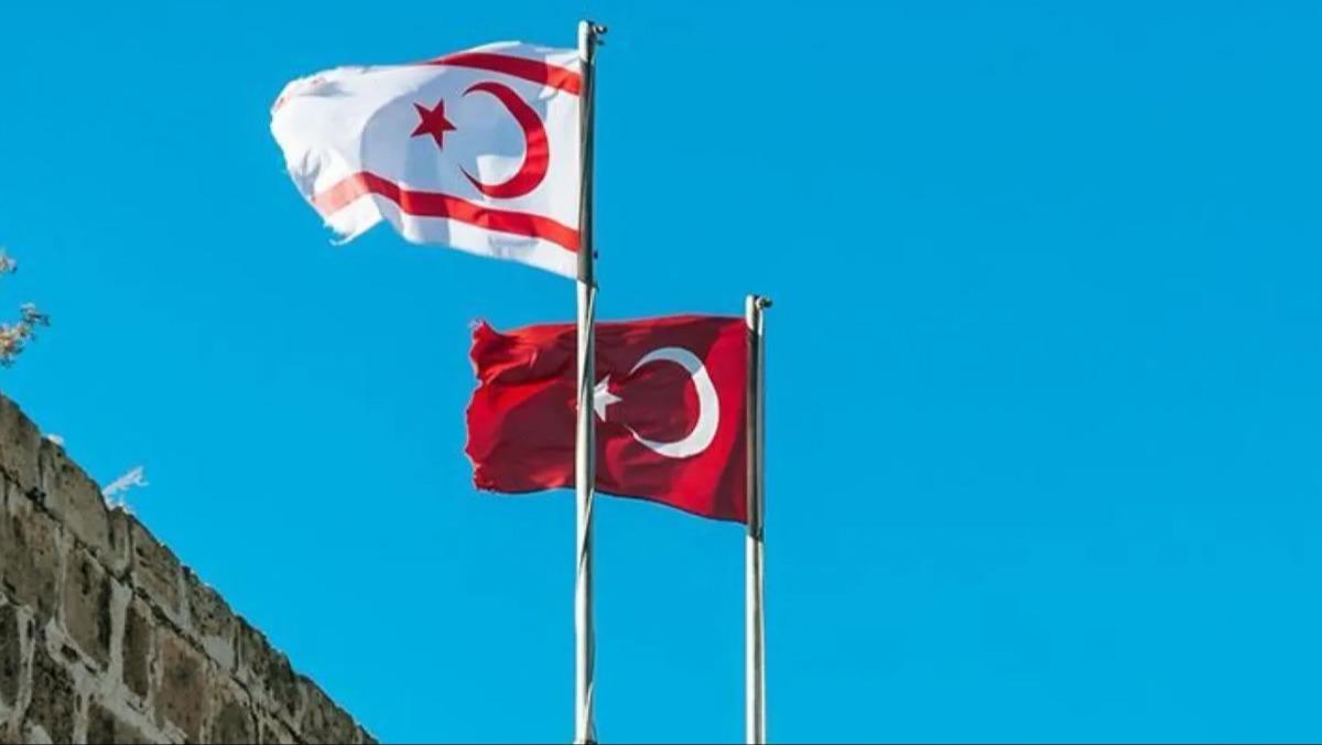 KKTC'de saatler ne zaman geri alınacak sorusunun yanıtı bu sabah belli oldu: Türkiye ile fark kaç saat?