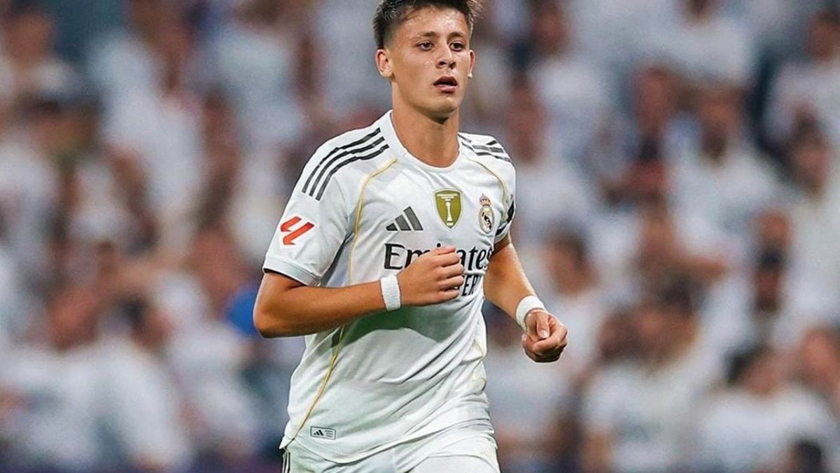 Madrid'de Arda Güler'in Real Madrid imzası atıldı iddiası: bitiş yılı 2031 mi, 2032 mi?