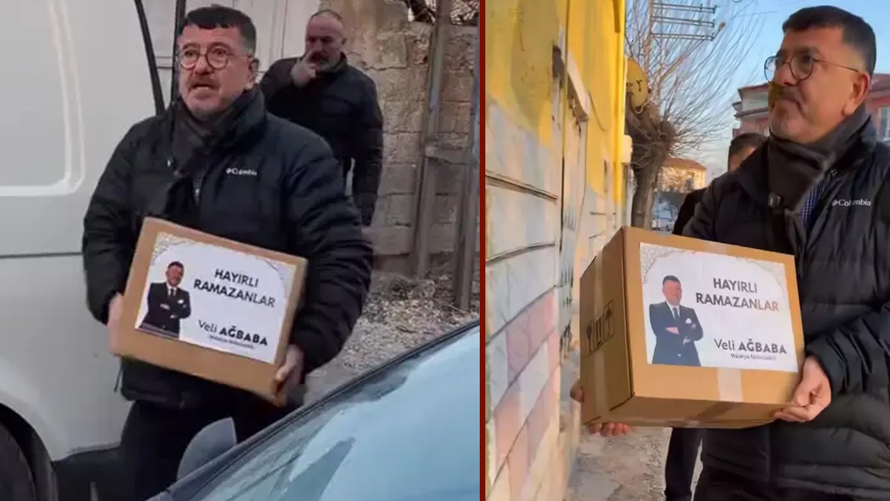 Veli Ağbaba üzerinde kendi fotoğrafı olan Ramazan kolisiyle