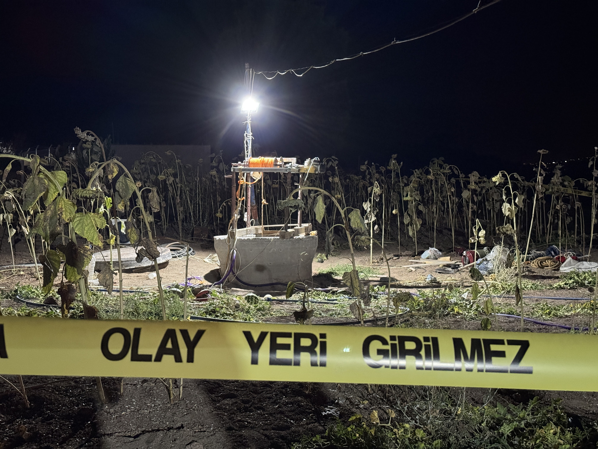 GÖVDE — Kahramanmaraş'taki kuyu faciasının yaşandığı bölgeden olay yeri görüntüsü (Akşam)