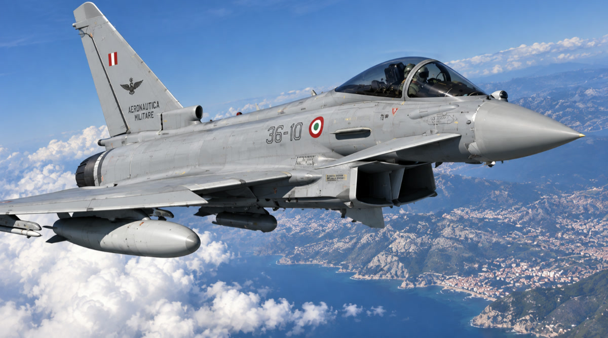 Almanya'da Nürnberg Havalimanı kapandı, Eurofighter Typhoon'lar yolcu uçağına eşlik etti: Korfu uçuşunda meğer