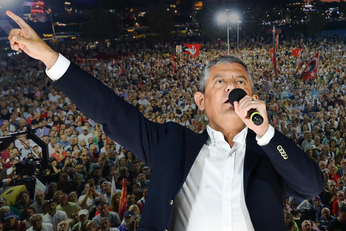 CHP Genel Başkanı Özgür Özel