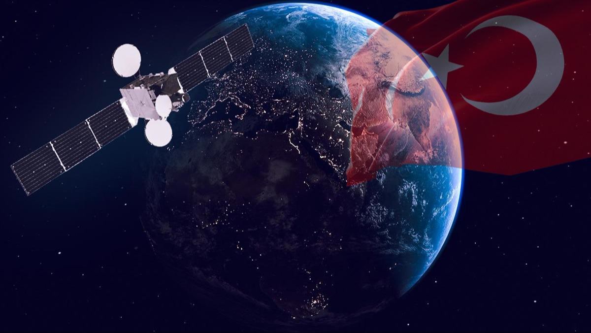 Şanlıurfa'da Abdulkadir Uraloğlu Türksat 7A'nın takvimini açtı: Yerli uydunun yapımına TUSAŞ ve TÜBİTAK'ın yan