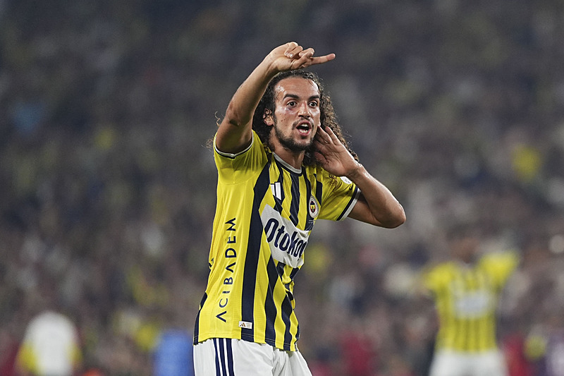 Matteo Guendouzi gol sevinci yaşarken