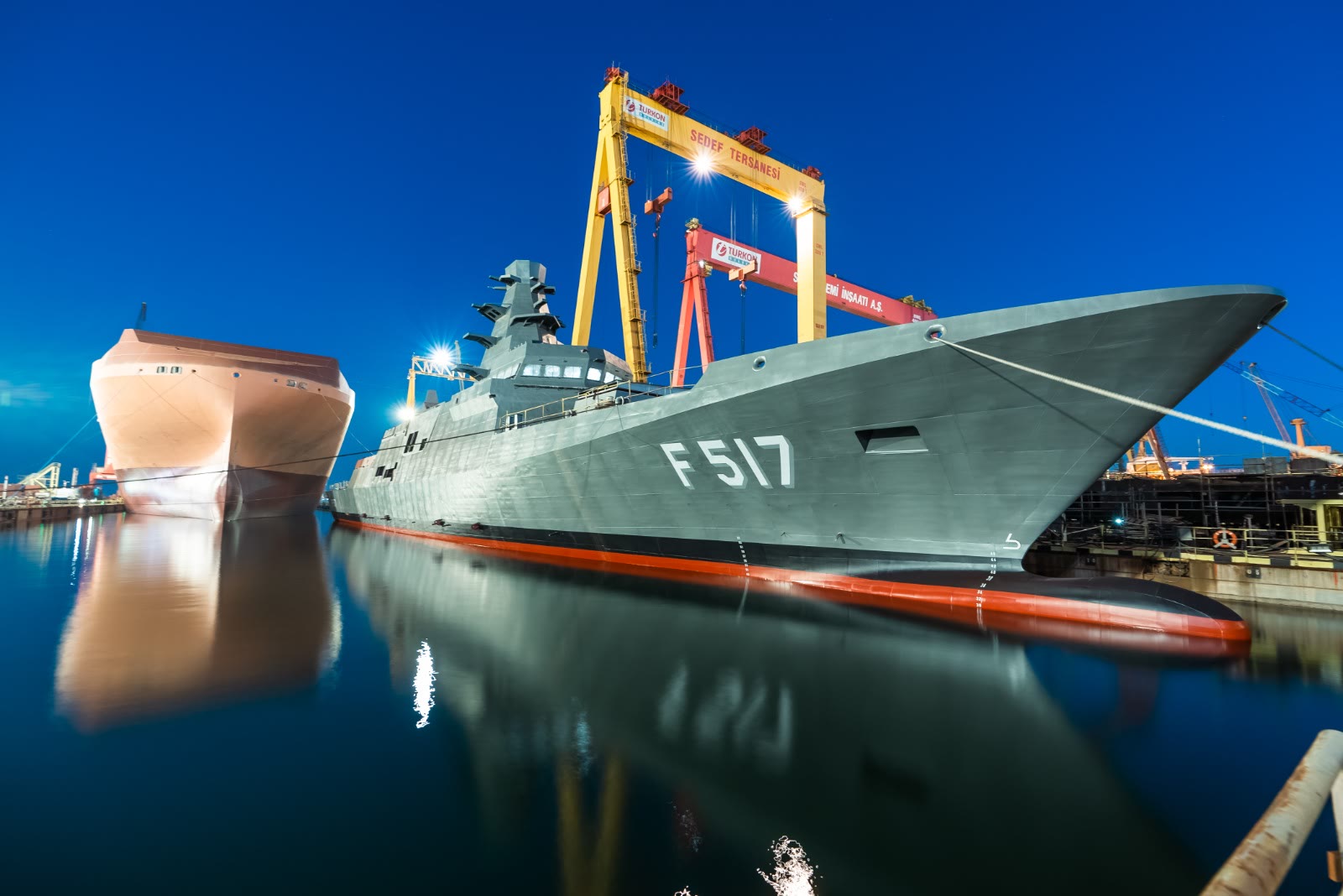 TCG İzmit (F-517), Sedef Tersanesi'nde