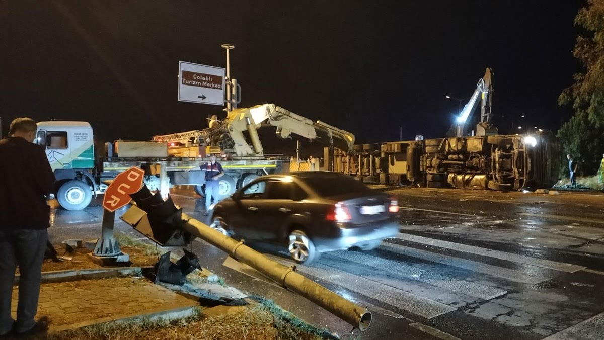 Kaza sonrası olay yerinden görüntü