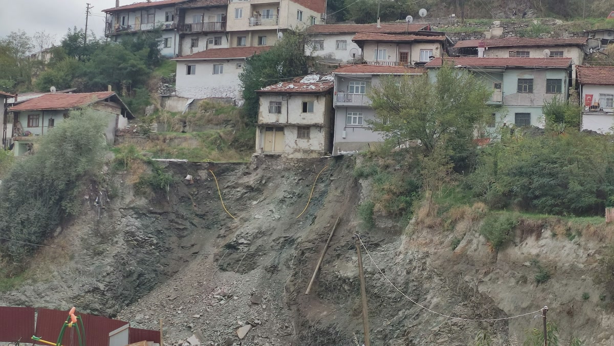 Tokat'ta içme suyu alarmı: Su kaynatın uyarısı geldi, zehirlenme mi?