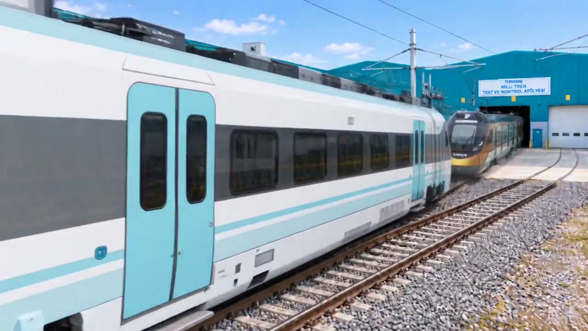 TÜRASAŞ tren setleri Eskişehir'deki tesisten çıkıyor