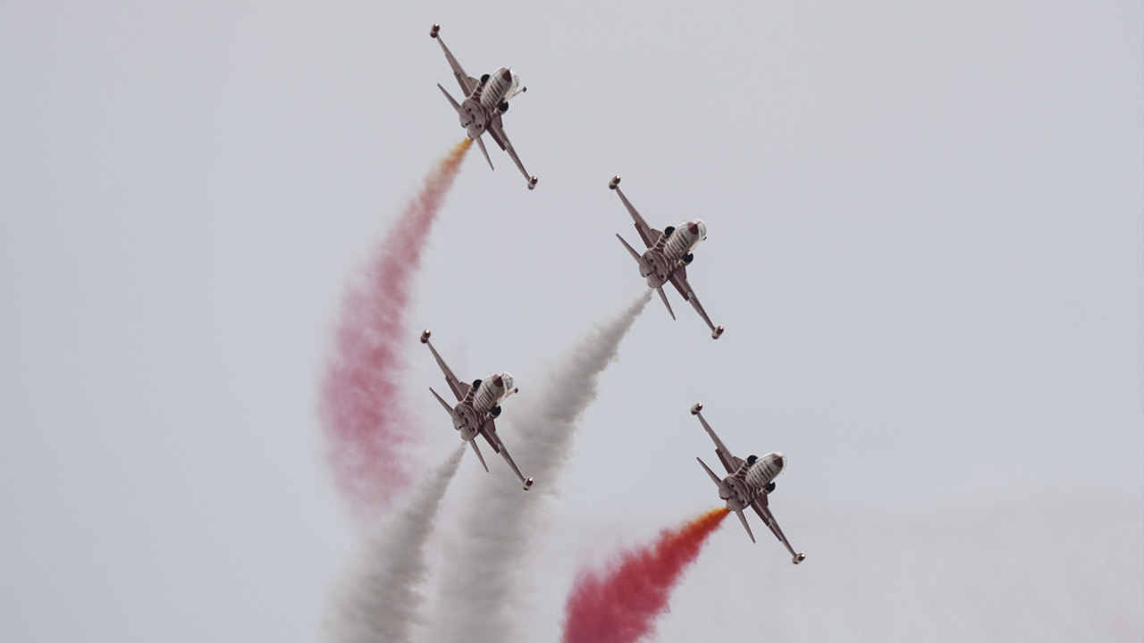 Türk Yıldızları NF-5 uçakları