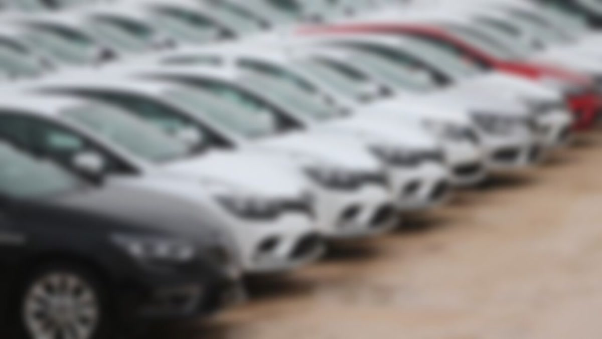 Türkiye'de ikinci el araç fiyatları 19 ayda reel yüzde 36 eridi, etiket yerinde saydı: ikinci el otomobilde dü