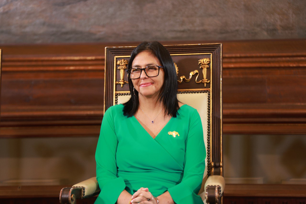 Delcy Rodríguez'in Ocak 2026'da geçici cumhurbaşkanı olarak yemin töreni