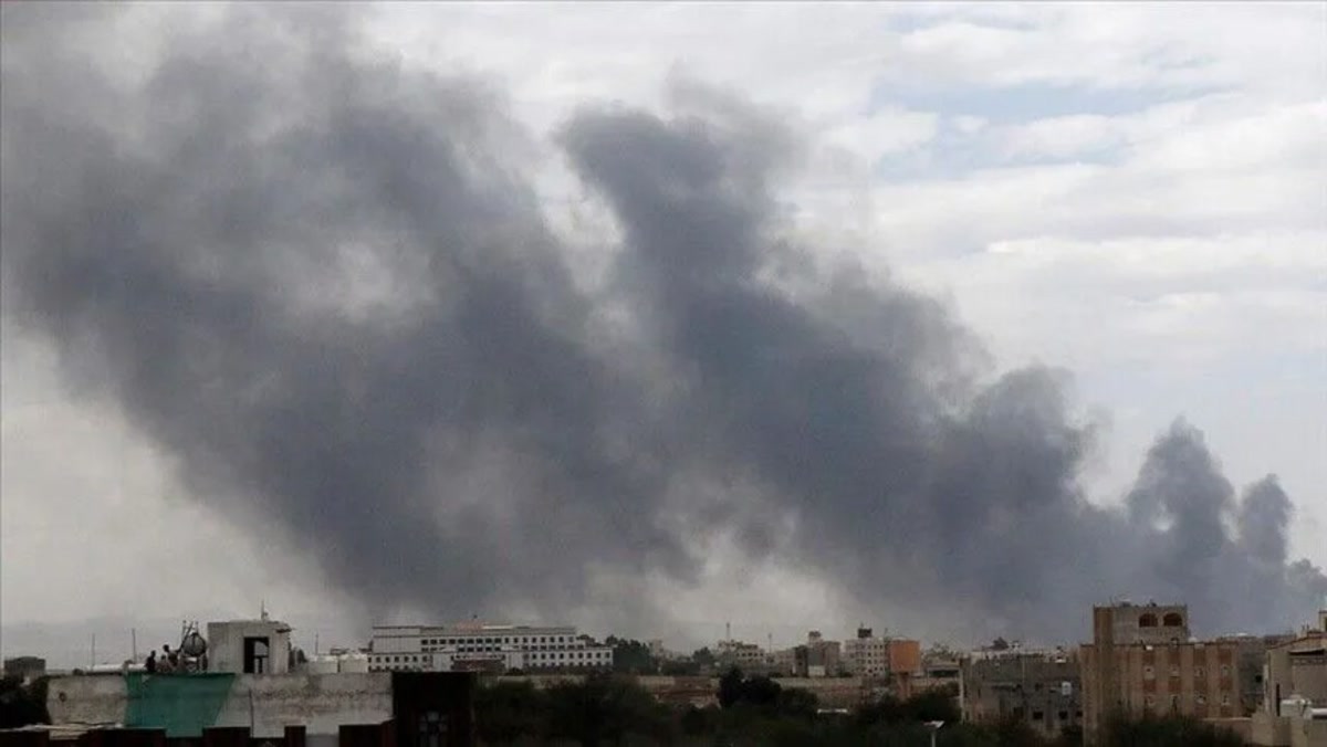 Yemen'de Husiler Aramco'yu vurduğunu söyledi, Sana ve Saada'yı bombalayan uçaklar kimin? Ordu 700 ölü ya da ya