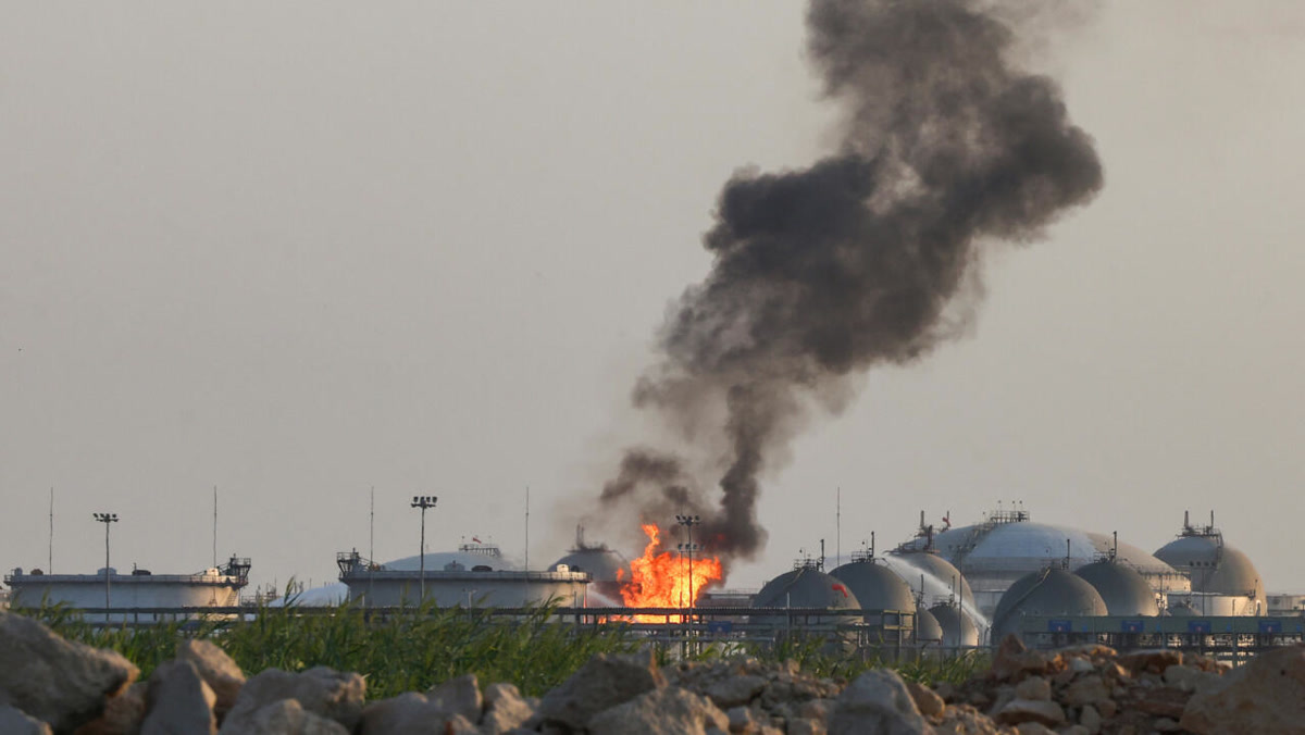 Yemen'de Husiler Aramco'yu vurduğunu söyledi, Sana ve Saada'yı bombalayan uçaklar kimin? Ordu 700 ölü ya da ya