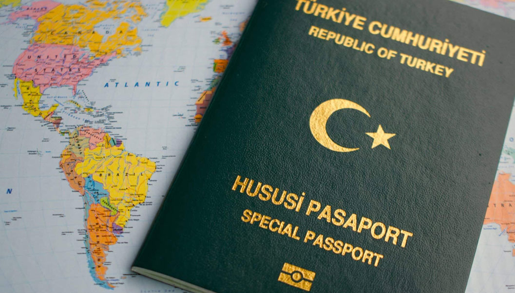 Ankara'da Meclis'e iki yeşil pasaport teklifi girdi: bu kez kapıdan kimler geçecek?